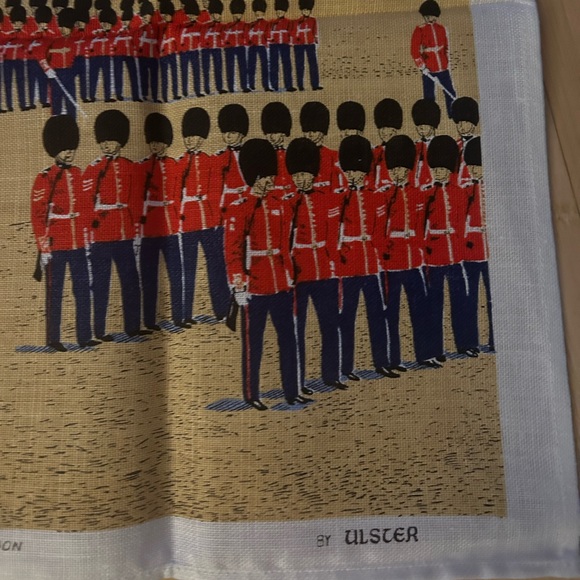 Two vintage Tea towels by Ulster - Picture 4 of 4